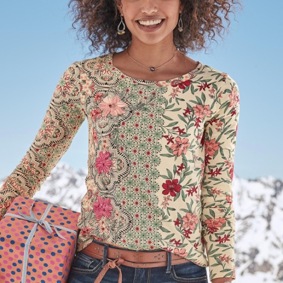 Sundance Tops - 🌹Host Pick🌹Sundance embroidered top